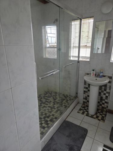 Harry's rooms at 76 in Bloemfontein