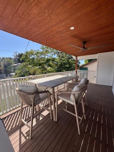 Spacious Private 2BR Guest Suite in Currumbin