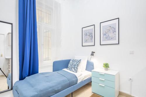 Modern - Central - Easy Sleep for Solo Traveller - image 12
