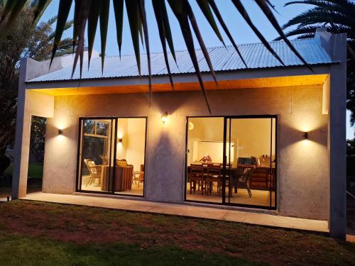 Farmstay at Buschberg self-catering in Оутйо