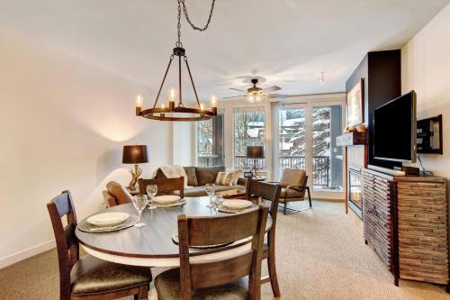 Base Village Ski In-Out Luxury Condo #4283 Huge Hot Tub & Great Views - FREE Activities & Equipment Rentals Daily - image 25