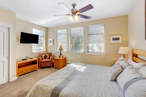 Base Village Ski In Out Luxury Condo #4574 - Huge Hot Tub & Views - FREE Activities & Equipment Rentals Daily - image 12