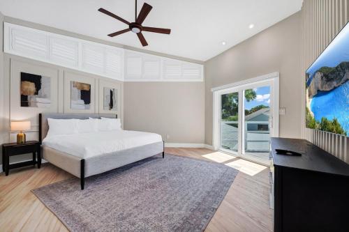Exquisite Luxury Home Minutes from All Theme Parks in South West