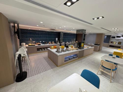 Days Inn by Wyndham Chiayi in Taibao Stadt