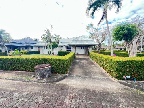 Rockgarden Beach Resort