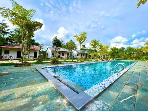 Swimming pool, Ngoc Bao Garden Bungalow Resort Phu Quoc in Bai Thom