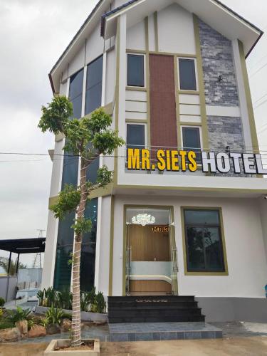 MR SIETS hotel