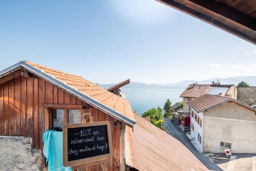 Chez Malou & Hugo vue lac proche Suisse & stations ! in Saint-Gingolph