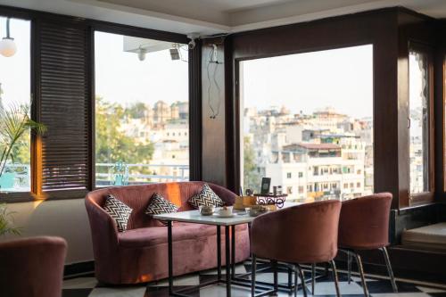 Hide-In Udaipur - A Lake View Boutique Hotel in Udaipur