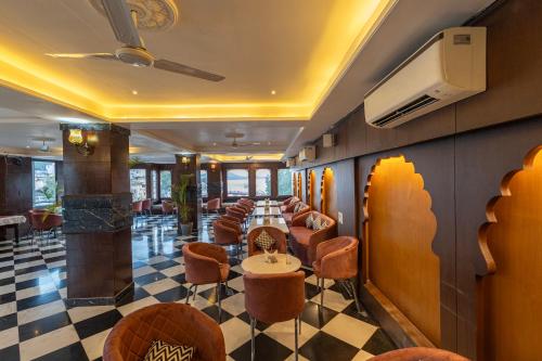 Hide-In Udaipur - A Lake View Boutique Hotel in Udaipur