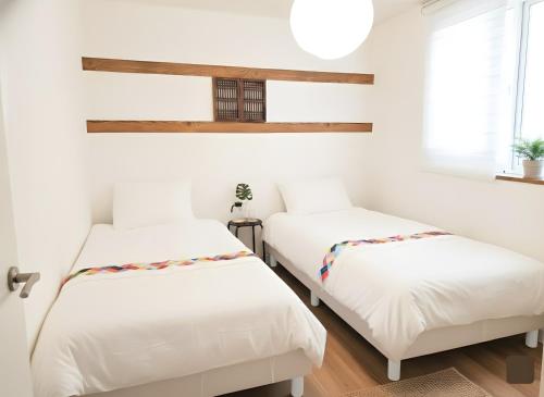 Seoul City Certified, Hongdae 2min, 2BR-1LR APT