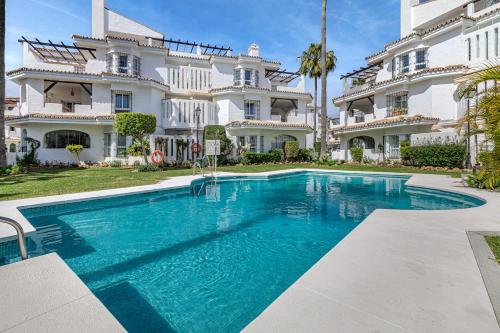 Luxury apartment, Puerto Banus