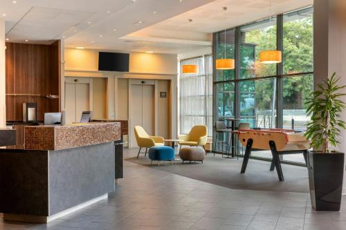 Courtyard by Marriott Paris Saint Denis - Hôtel - Saint-Denis