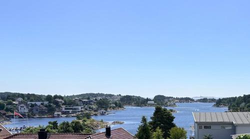 Apartment in beautiful surroundings close to the Zoo in Dvergsnes