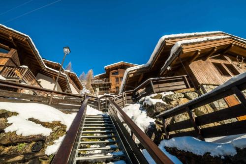 Chalet Whistler - Chalet 5 - 170m2 - 6 chambres, 6 salles de bain, sauna et jacuzzi MAE-3404 in Les Brevieres