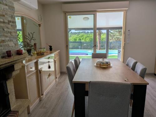 Maison cosy avec piscine privée en Dordogne -7 personnes (Maison cosy avec piscine privee en Dordogne -7 personnes) in Thenon