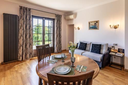 Appartements Vallée Verte (Appartements Vallee Verte) in Razac Sur L'Isle mazpilsēta