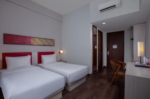 2 twin beds