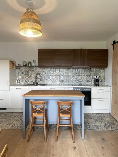 Pannonia Cottage with Large Terrace & Garden in Bad Sauerbrunn