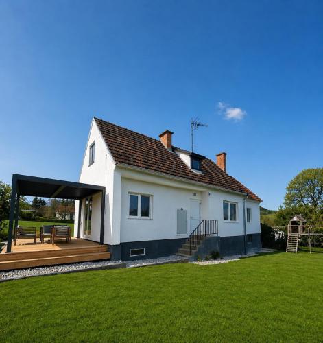 Pannonia Cottage with Large Terrace & Garden in Bad Sauerbrunn
