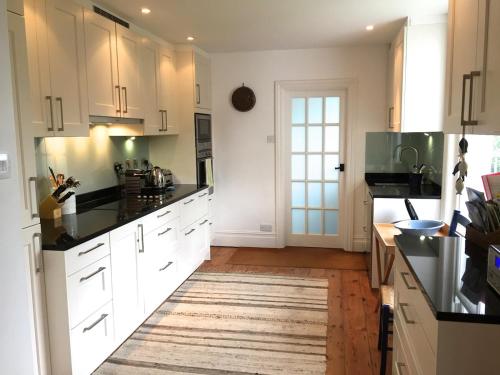 Fabulous house by the beach in renowned Seaview in Nettlestone and Seaview