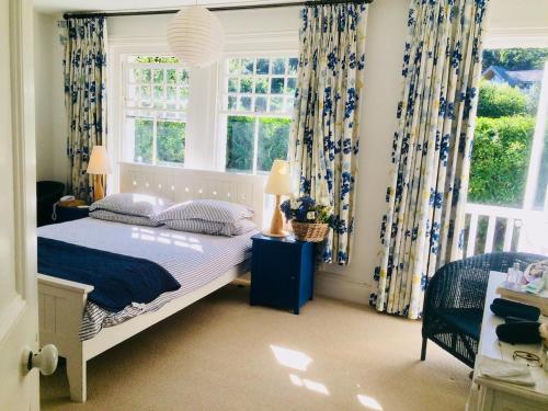 Fabulous house by the beach in renowned Seaview in Nettlestone and Seaview