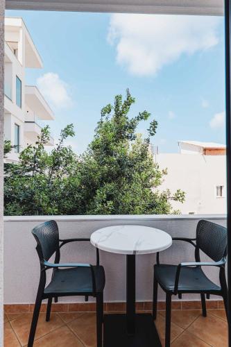 Villa White – Ksamil, OR