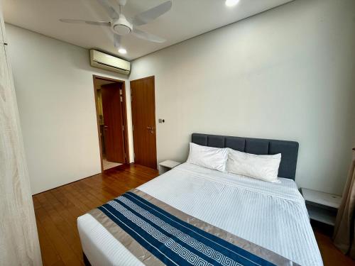Sky Suites KLCC By city centre - image 12