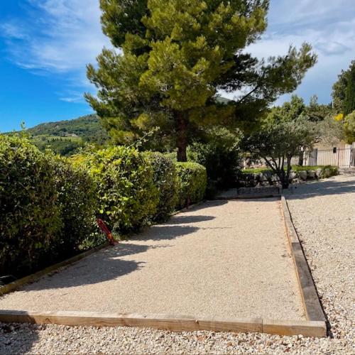 GITE Dentelles MATHIFLO in Suzette