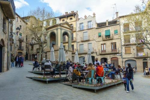 Ca la Francisqueta, La Tina i el Deso Apartament amb encant a Solsona in Solsona