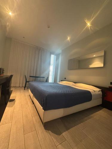 2 twin beds