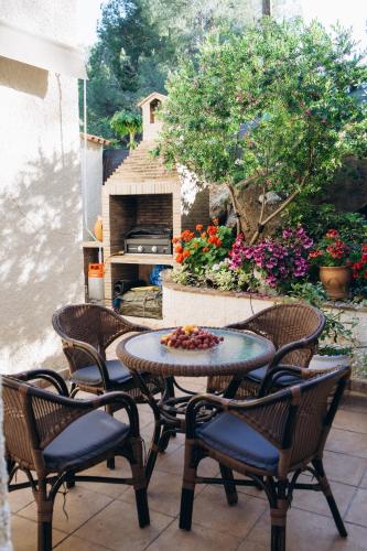Iekārtas, Marvelous Ador Dream Villa with Wifi, 3 Bedrooms And Swimming Pool in Ador