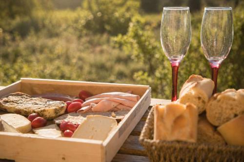 Homnest - Melodie Provencale - en Sainte-Baume in 高咸斯
