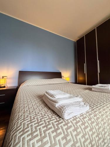 Chicco family - Appartamento spazioso per famiglie e soggiorni business - Cinelli Apartment - Tap to explore photos