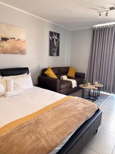 Luxury CBD studio apartment