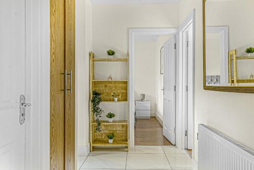 BnBNova - Paddington - 3BR 2BA with Balcony - image 6