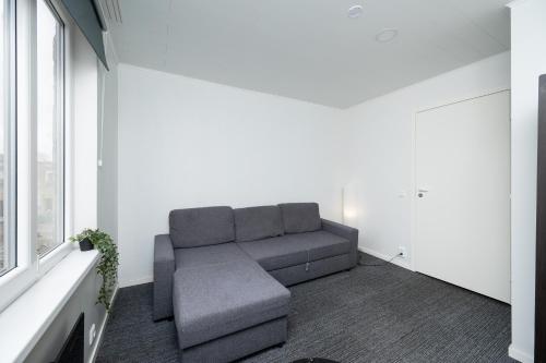 Apartment 5 - Spacious 2BR Apartment, City Access, Near Old Town, Tallinn (photo 10)
