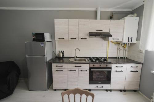 Mark House 4 in Tirnauca