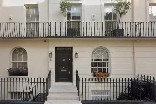 Apartment in Belgravia - image 10