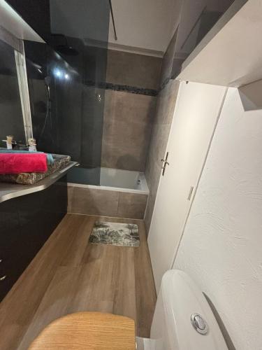 Bagno, Apartment Antibes in Avenue de Cannes