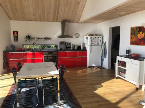 Oceanview Hideaway in Charlos Cove (NS)