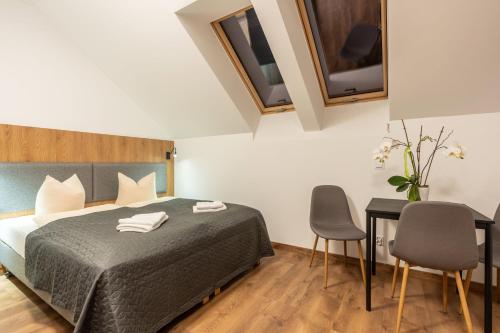 1 queen bed