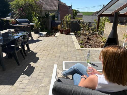 Luxe vakantie huis met sauna, 8pers, 3 badkamers - Location saisonnière - Cerfontaine