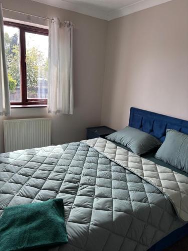 Modern 2-Bedroom in Cambridge with Parking in Chesterton
