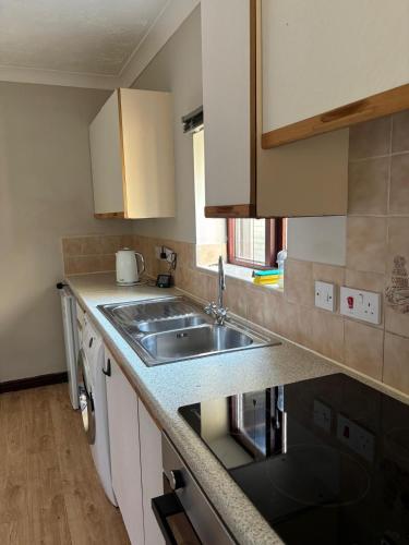 Modern 2-Bedroom in Cambridge with Parking in Chesterton