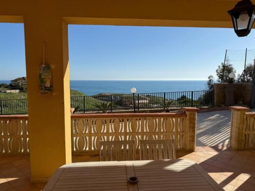 Blue Horizon Villa in Zingarello