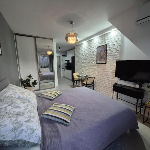 Limone Lake Apartment in Мронгово