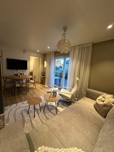 Central and modern apartment in Ulsteinvik