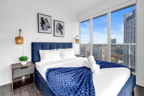 Family-Friendly 3BR Suite - Near CN Tower – khách sạn tại Khu Vườn Hoa