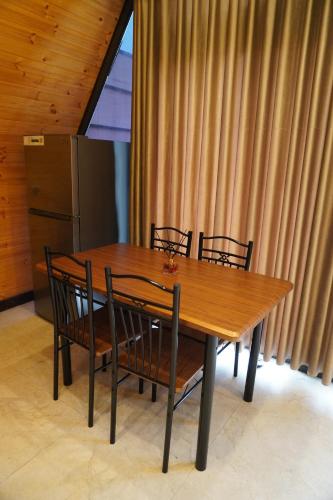 設施, Al Joud Chalet Private Jacuzzi & BBQ Ajloun in 阿傑隆